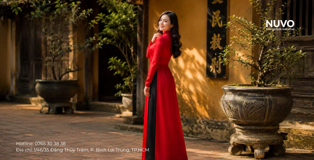 dang-chup-anh-ao-dai-nuvo